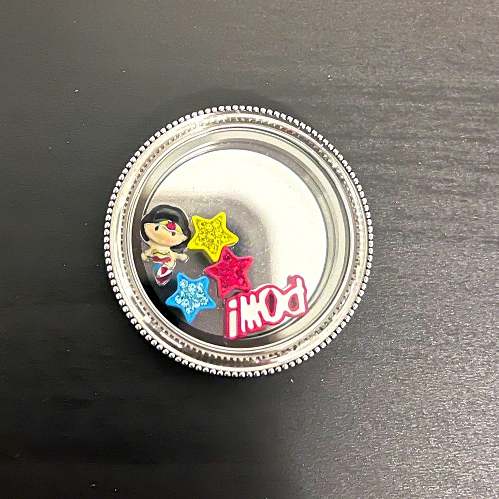 Origami Owl Stick It Twist Silver Living Locket with Wonder Woman Charms - New